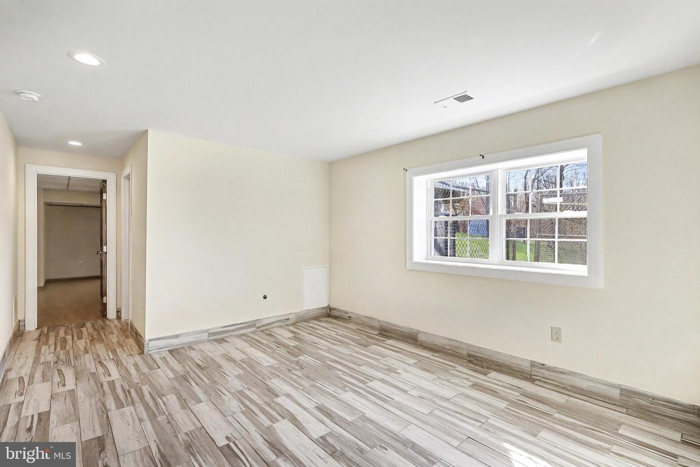 1215 Heritage Hills Dr Property Photo 30