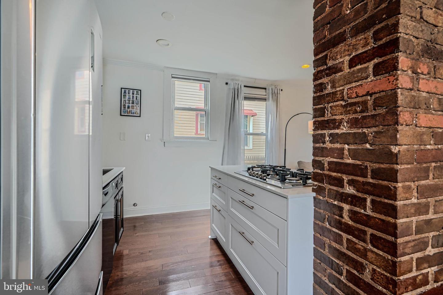 3805 Parkwood St Property Photo 14