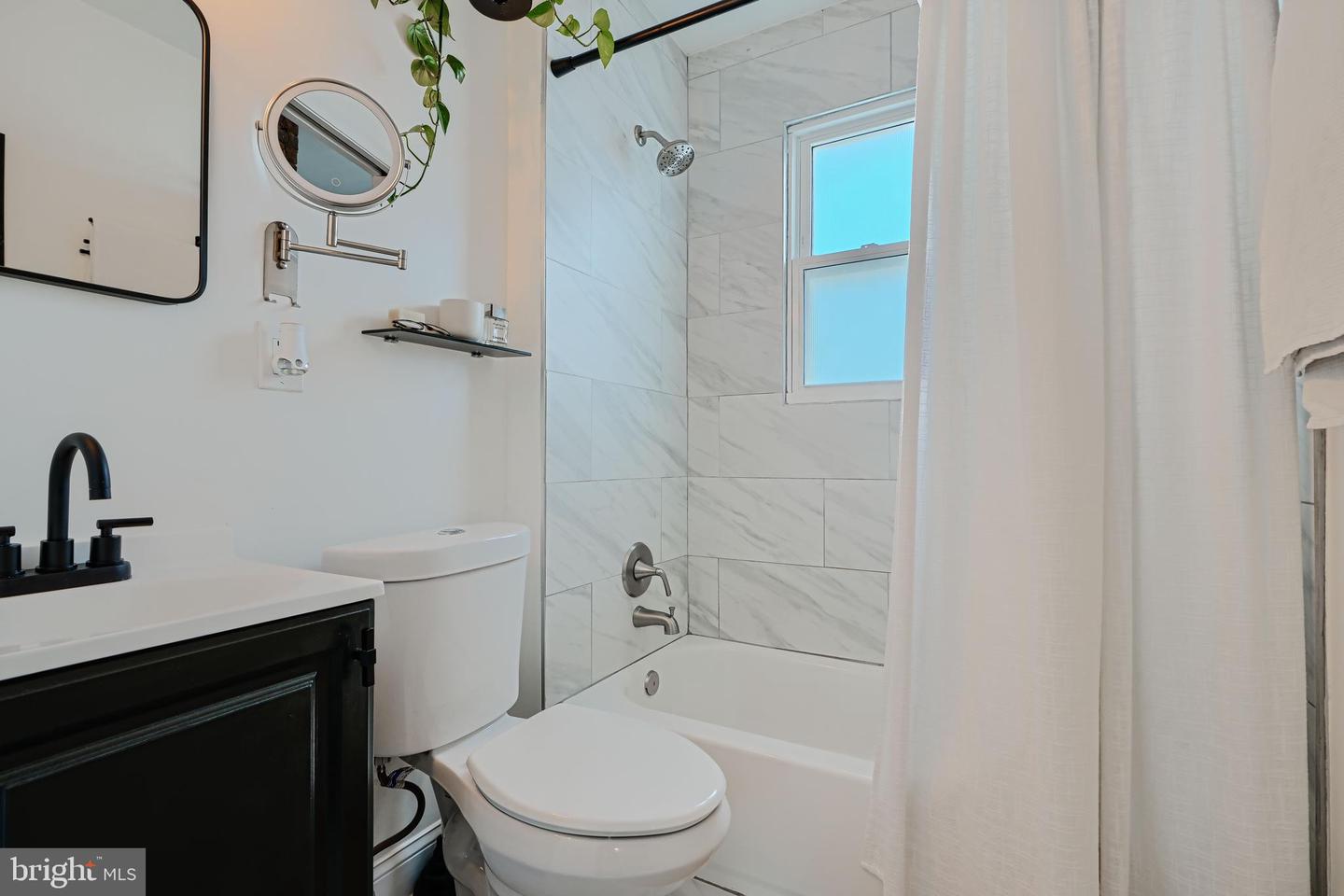 3805 Parkwood St Property Photo 24