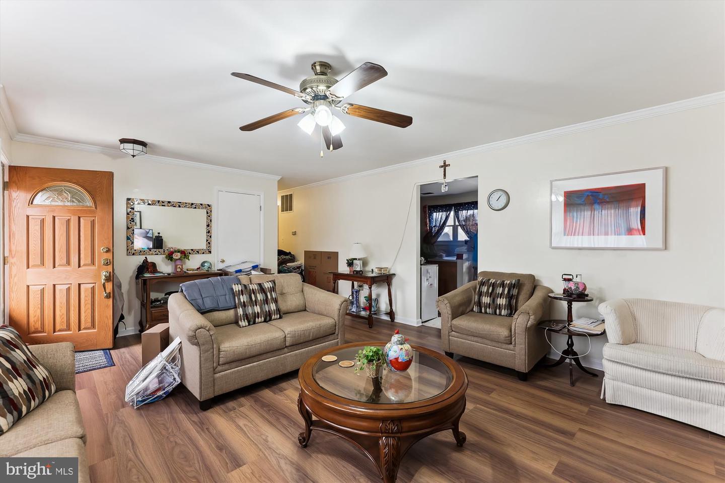 10406 Basel Dr Property Photo 4