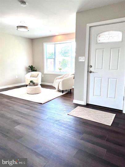 2105 Ruatan St Property Photo 4