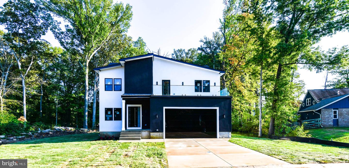 16305 Ayrwood Ln Property Photo 1
