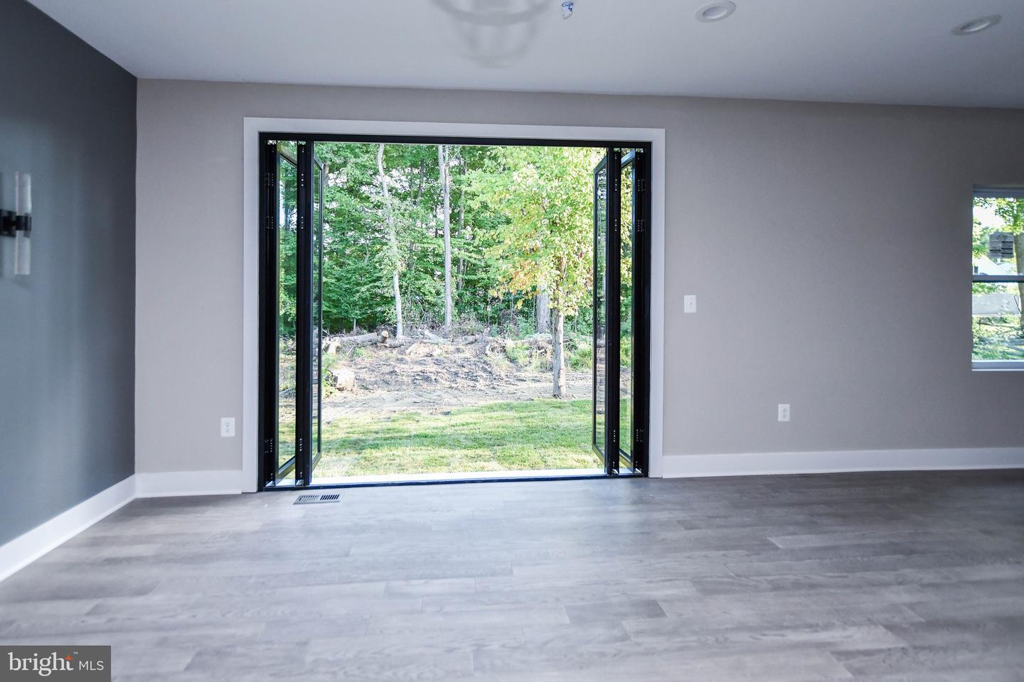 16305 Ayrwood Ln Property Photo 22