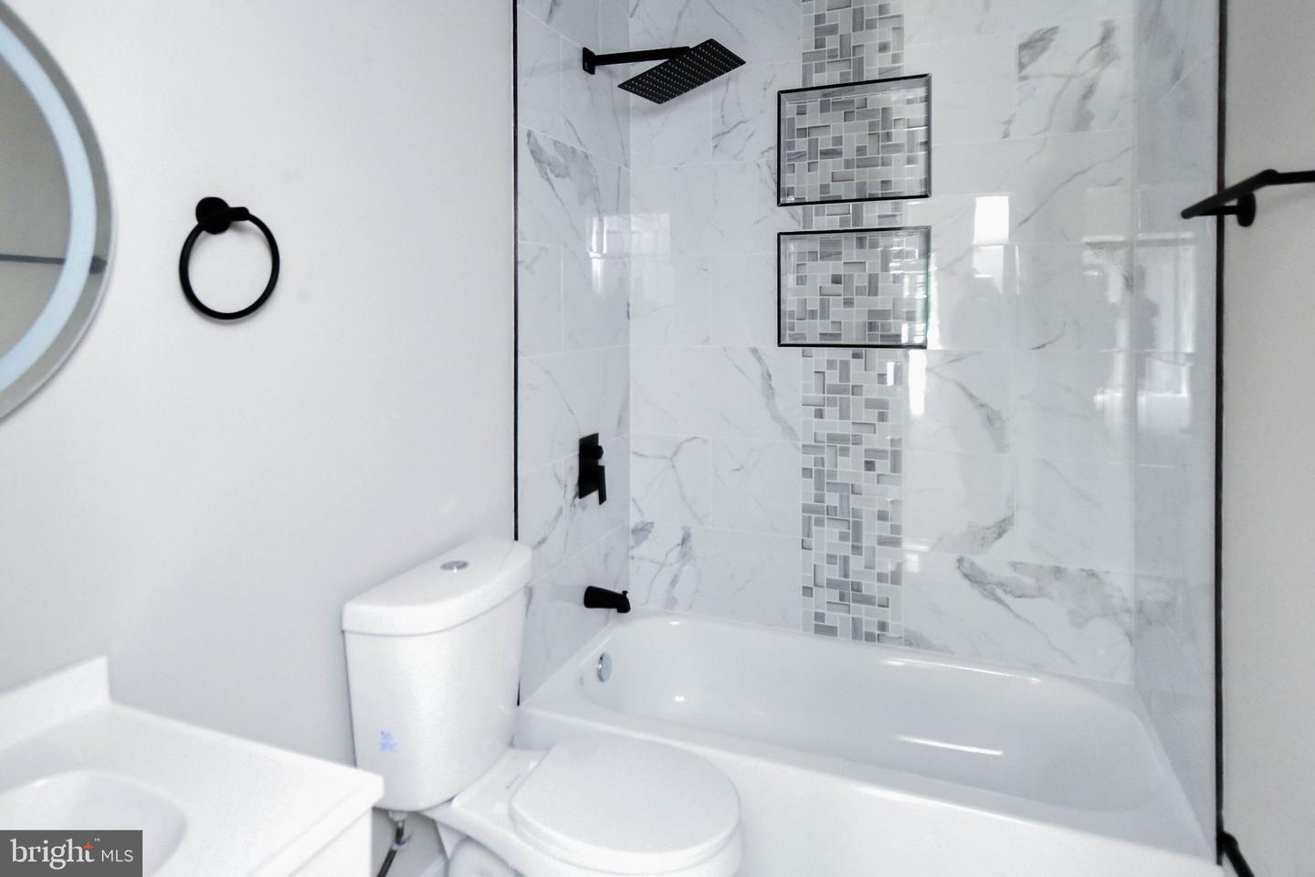16305 Ayrwood Ln Property Photo 40