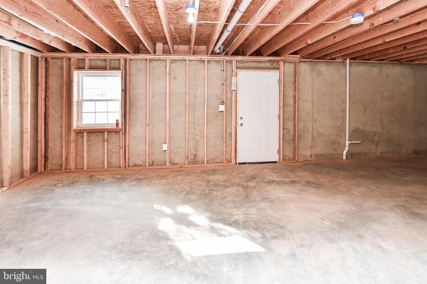 16305 Ayrwood Ln Property Photo 64