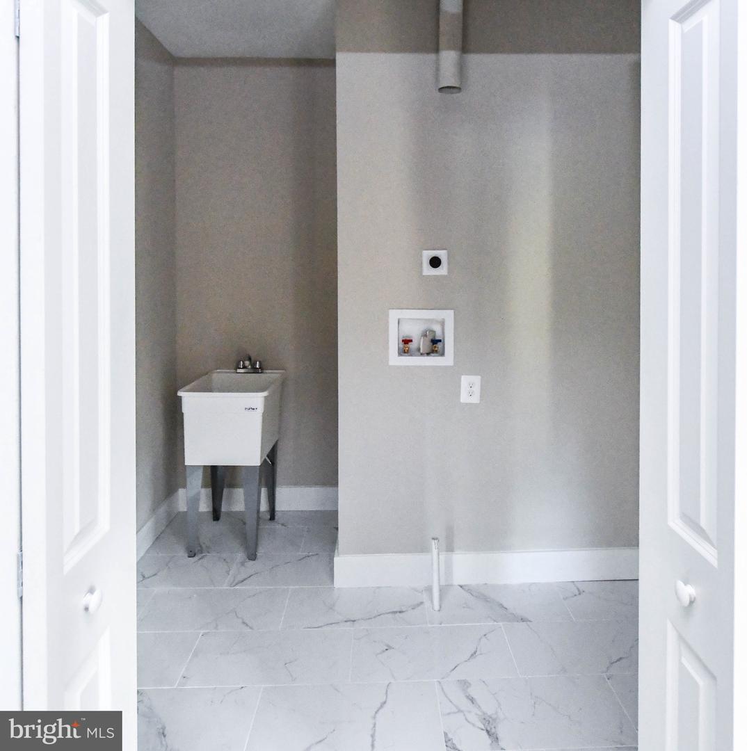 16305 Ayrwood Ln Property Photo 71