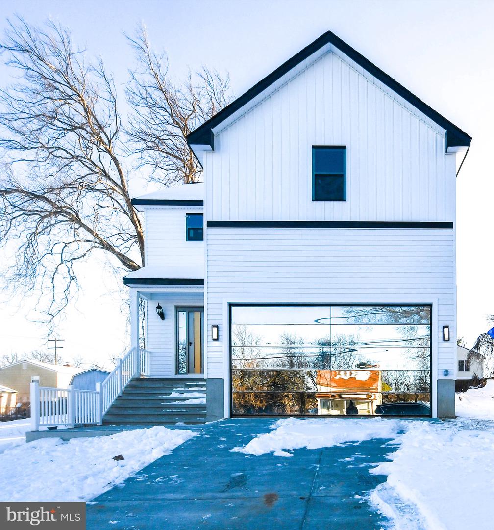 6217 L St Property Photo 1