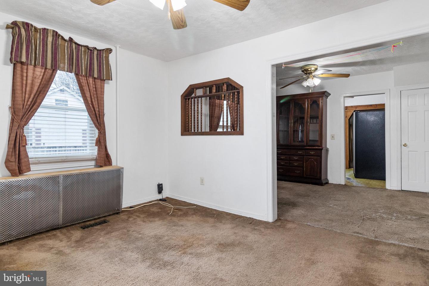 3213 Maygreen Ave Property Photo 3