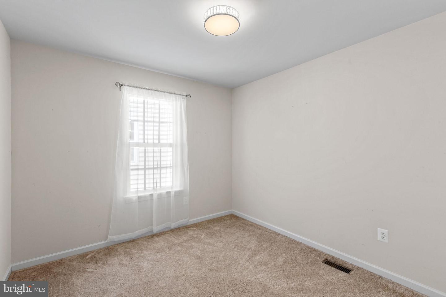 2710 Beech Orchard Ln Property Photo 25