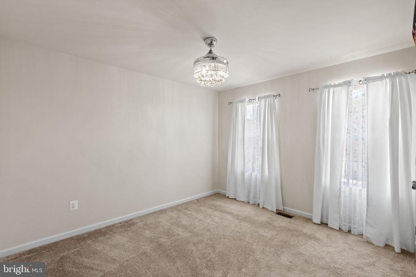 2710 Beech Orchard Ln Property Photo 28