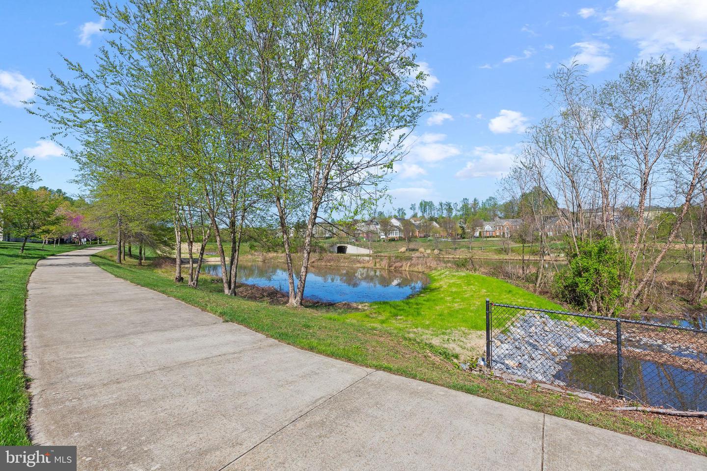 2710 Beech Orchard Ln Property Photo 39