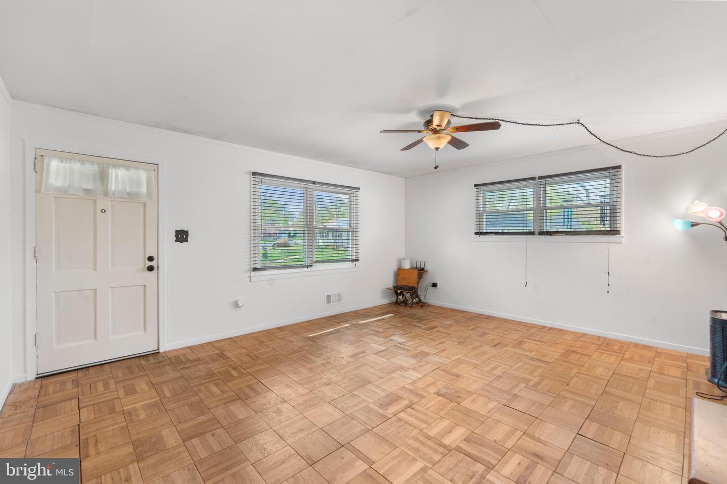 1018 5th St Property Photo 4