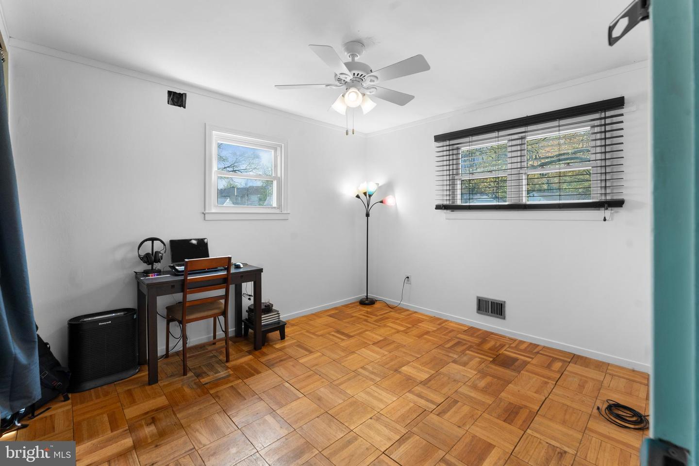 1018 5th St Property Photo 12