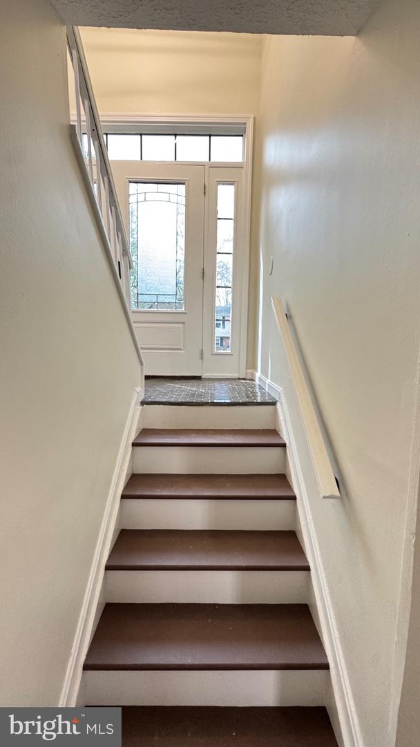 12710 Lunan Rd Property Photo 3