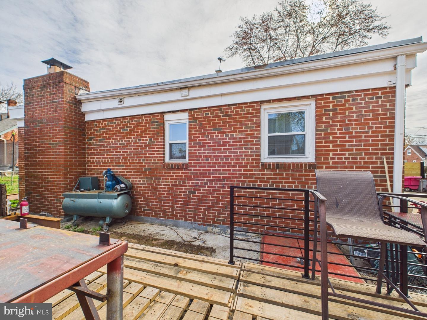 913 Brooke Rd Property Photo 36