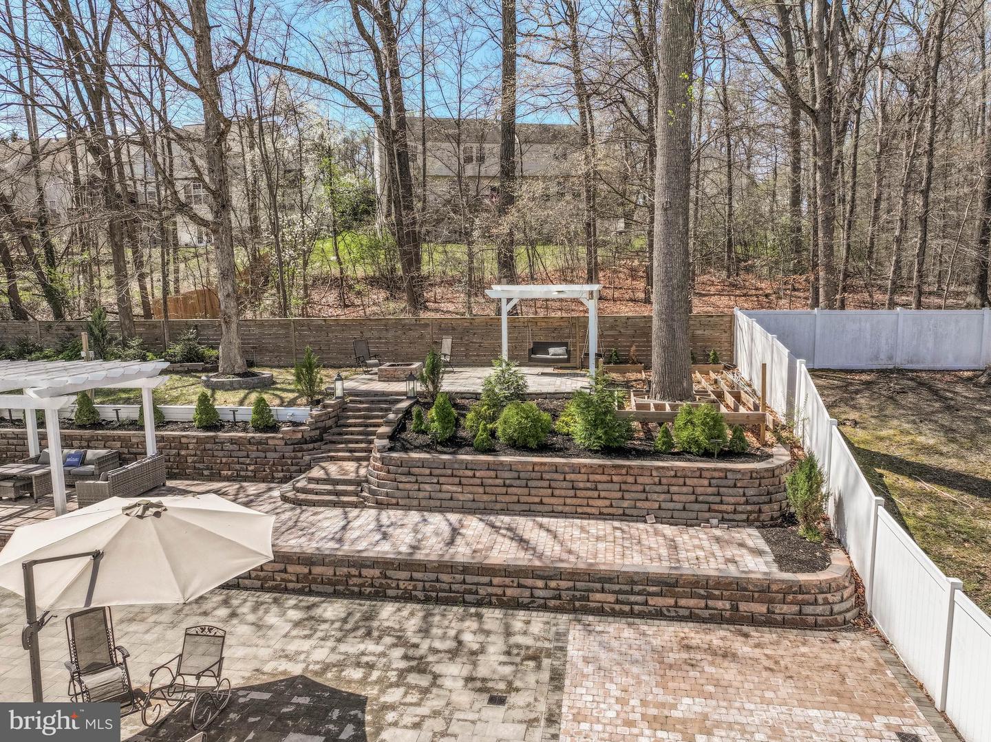 7212 Old Chapel Dr Property Photo 2