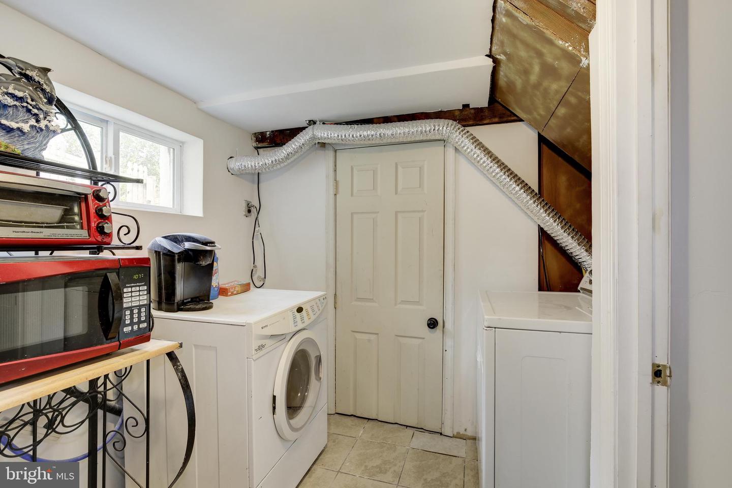 6417 Knollbrook Dr Property Photo 24