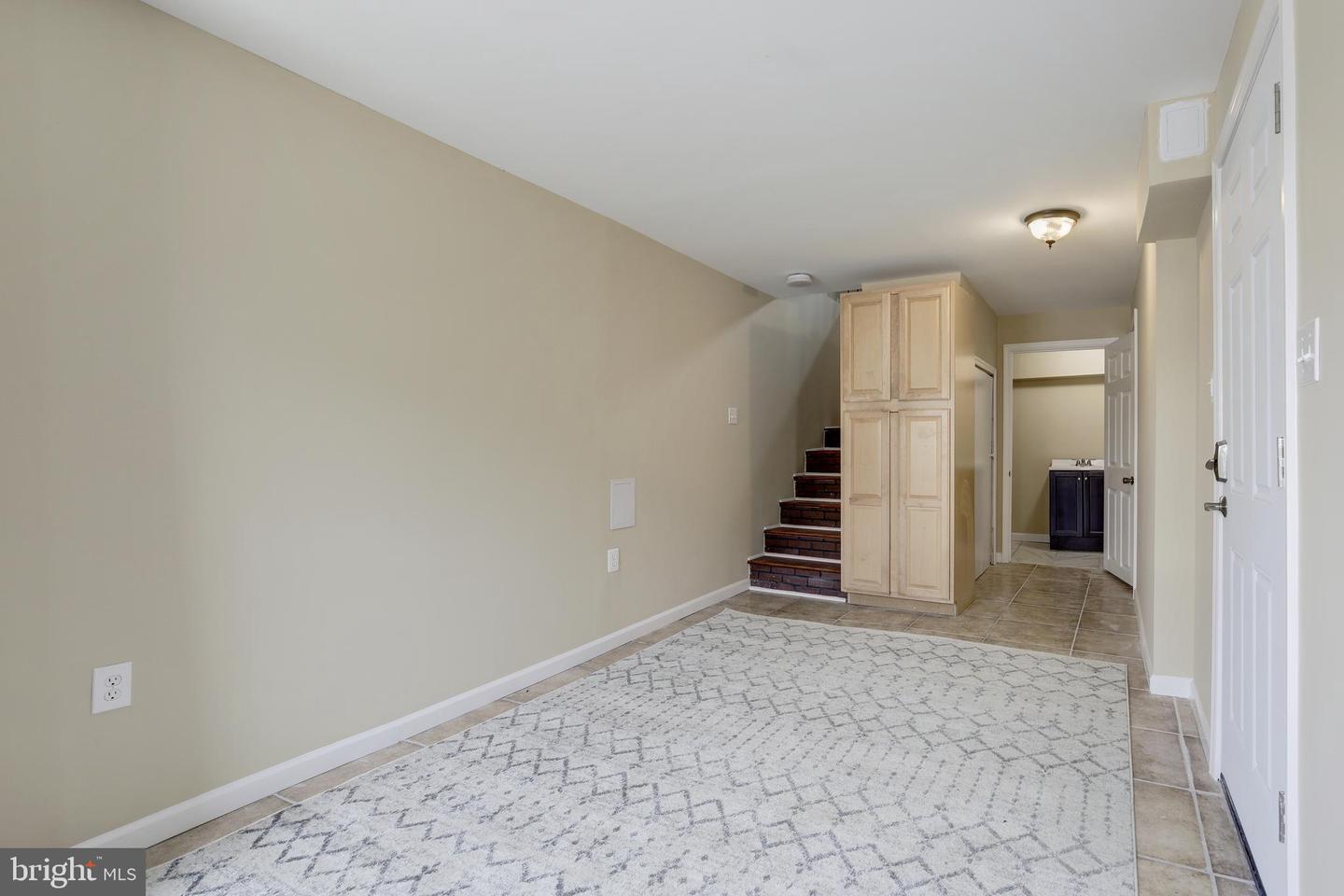 6417 Knollbrook Dr Property Photo 30