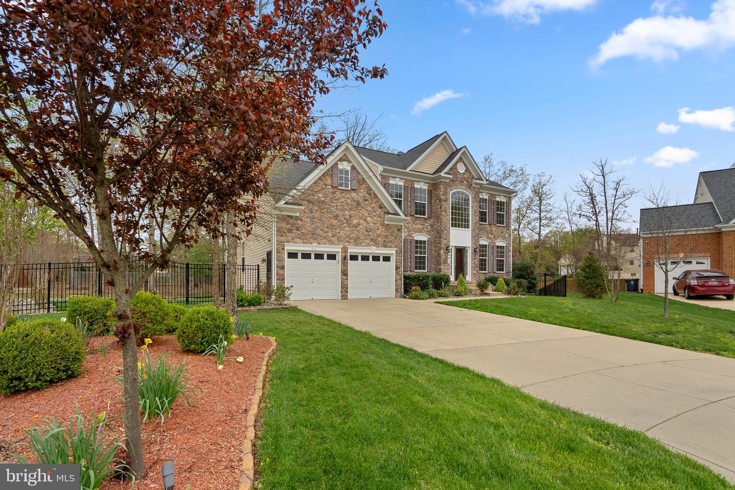 401 Indian Hill Ct Property Photo 6