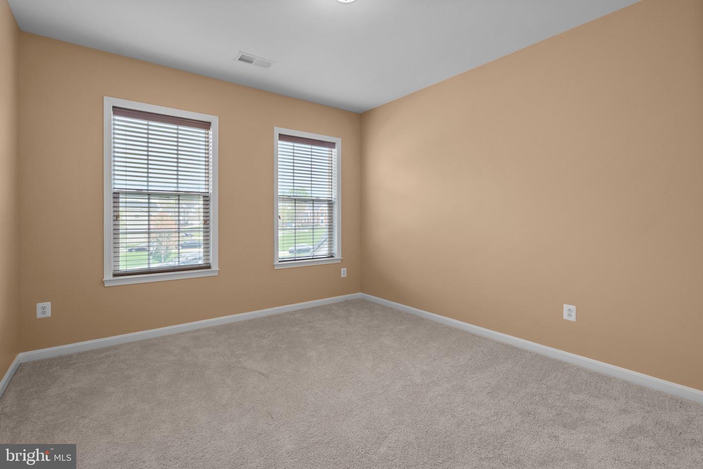 401 Indian Hill Ct Property Photo 23