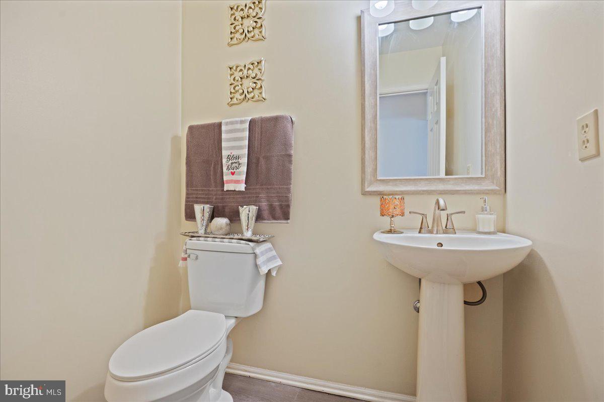 9402 Tellico Pl Property Photo 8