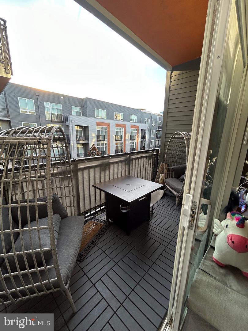 145 Riverhaven Dr #460 Property Photo 7
