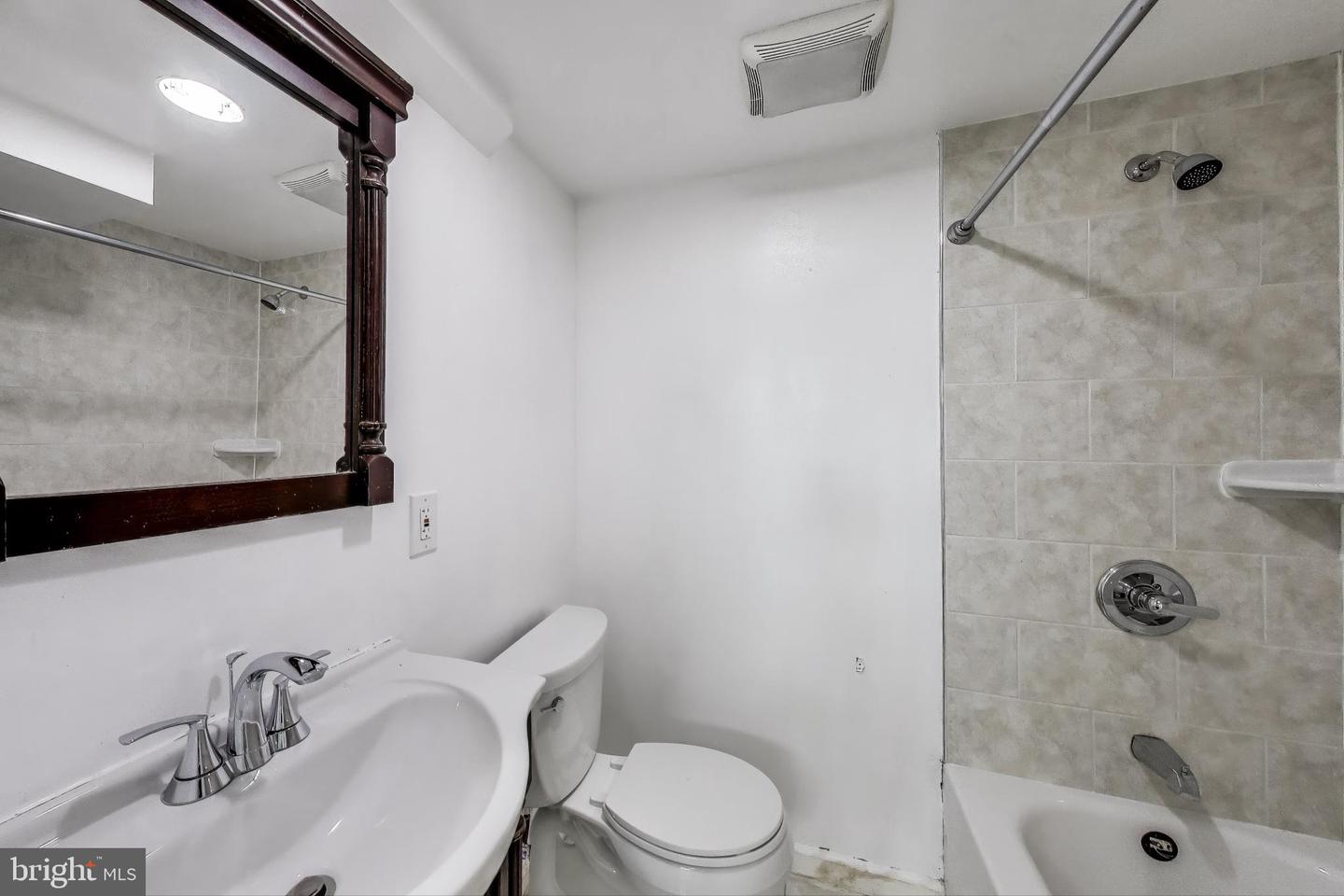 10110 Old Fort Rd Property Photo 29