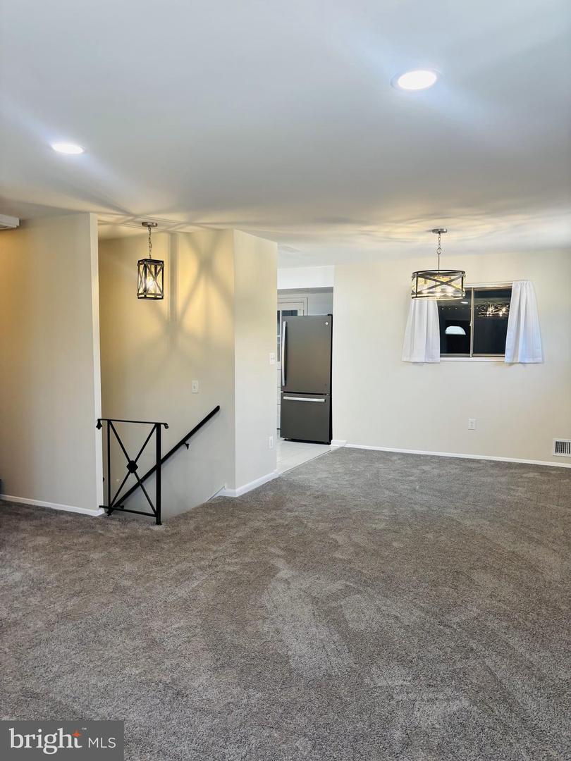 4714 Glenoak Rd Property Photo 11
