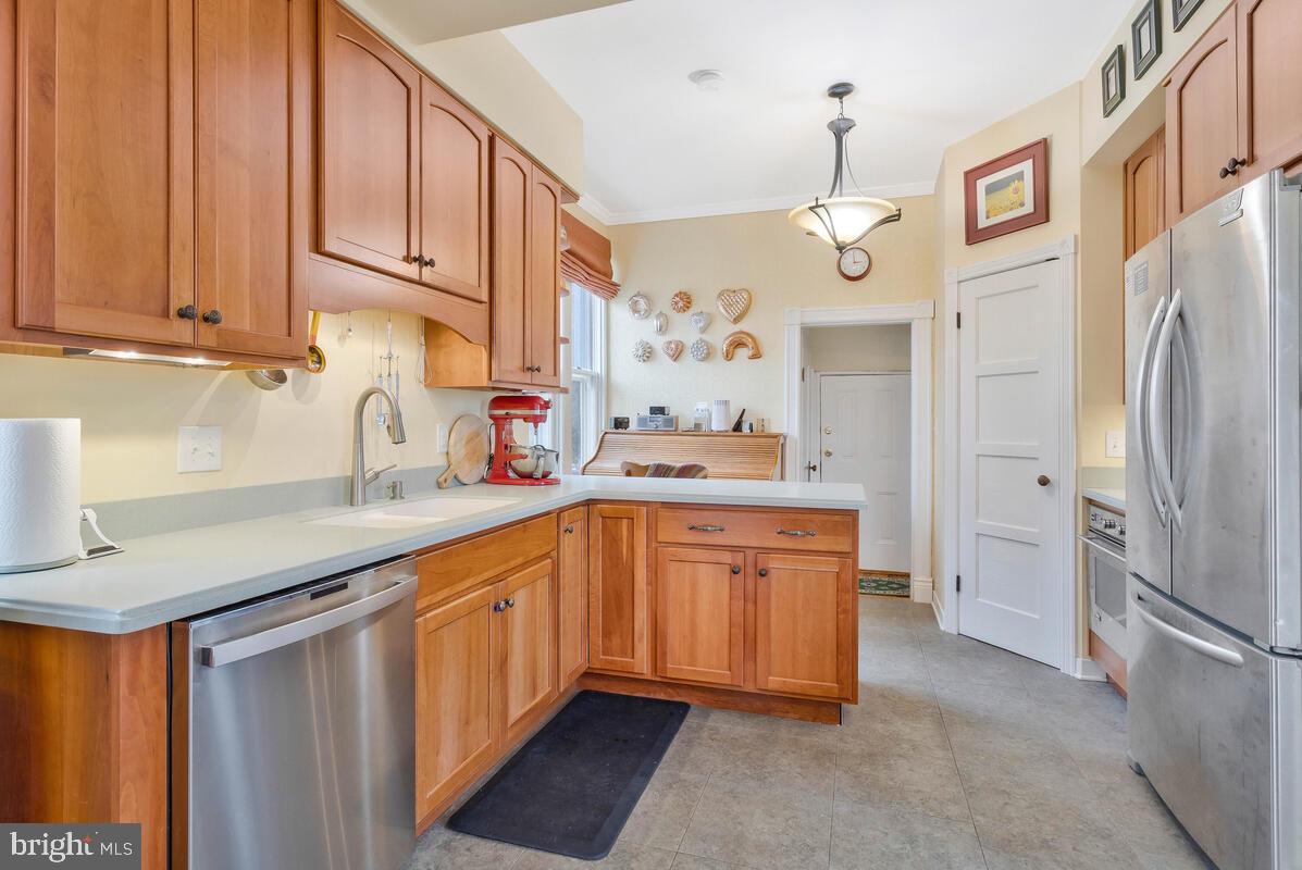 1110 Montgomery St Property Photo 21
