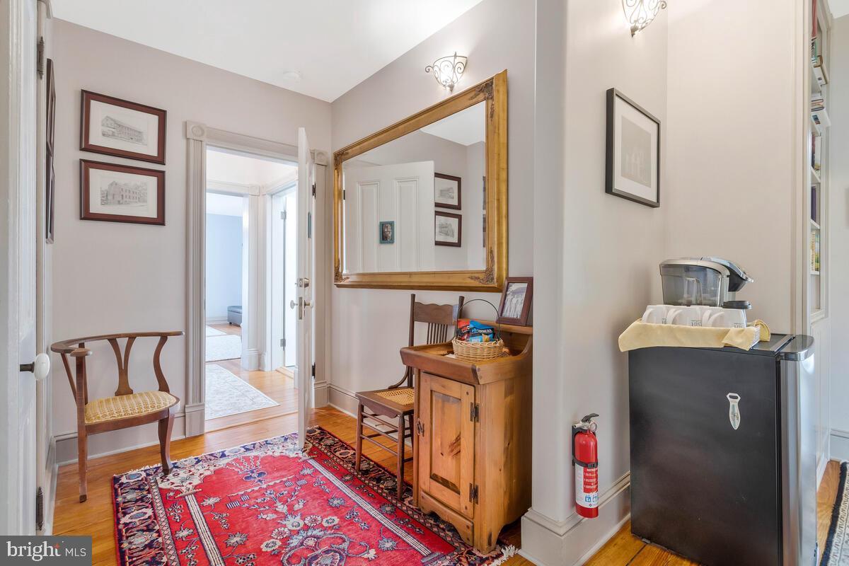 1110 Montgomery St Property Photo 31