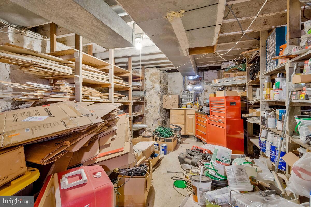 1110 Montgomery St Property Photo 54