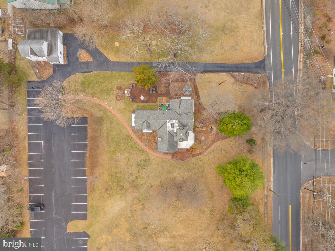 1110 Montgomery St Property Photo 87