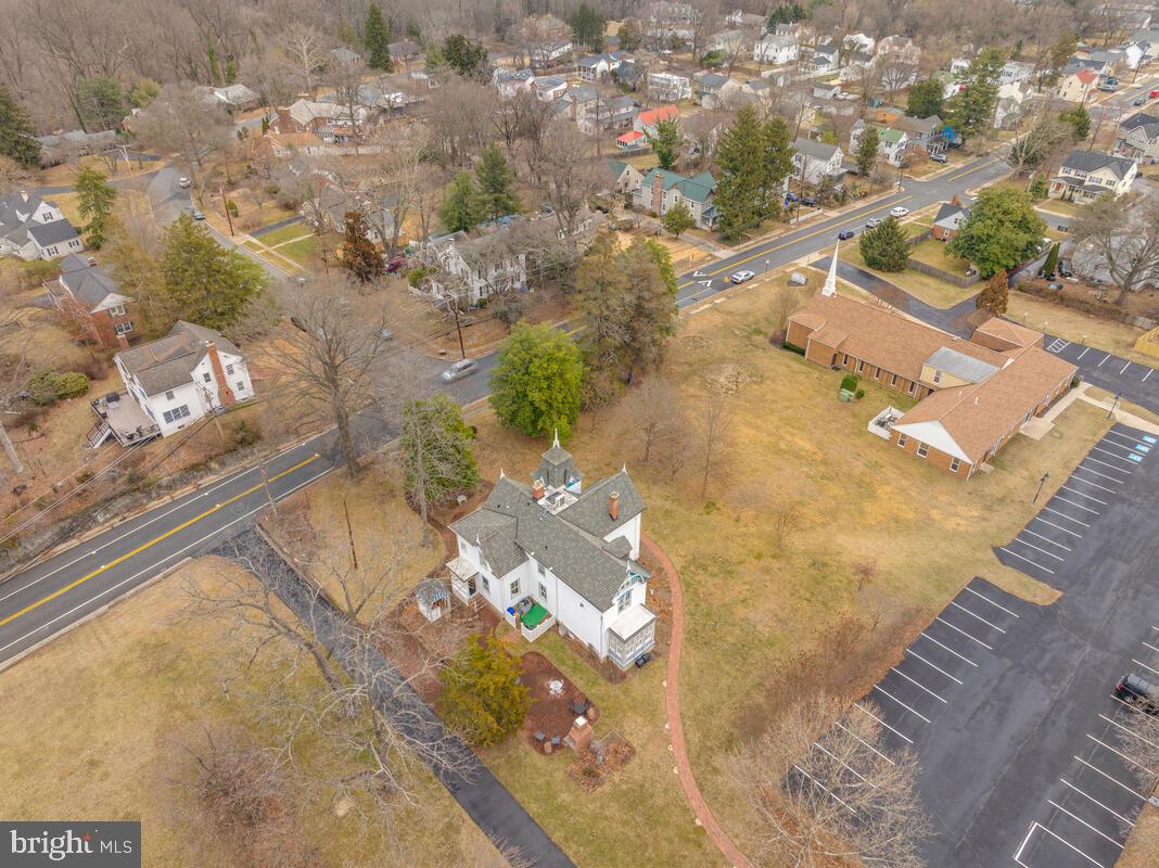 1110 Montgomery St Property Photo 89