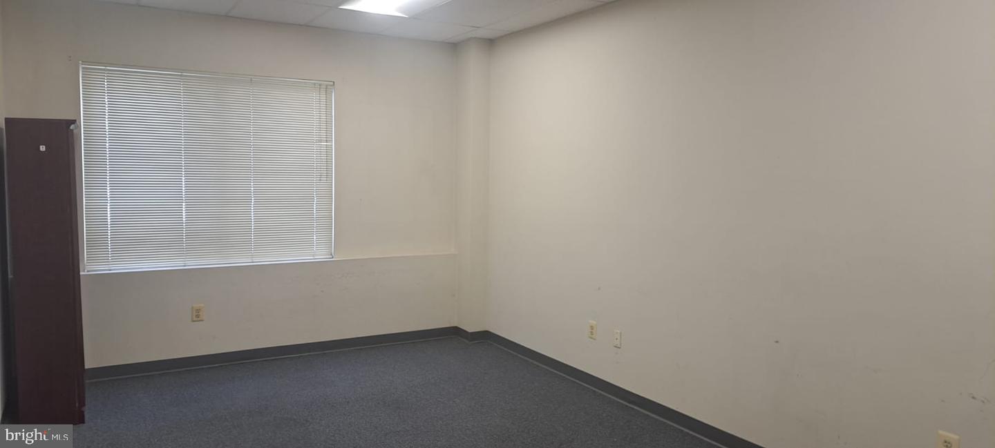 10762 Rhode Island Ave Property Photo 17