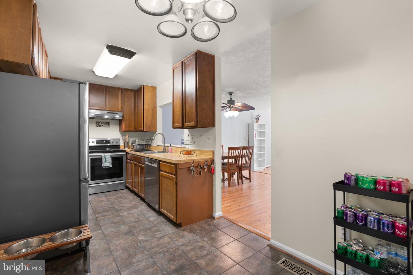 6940 Mayfair Ter Property Photo 13