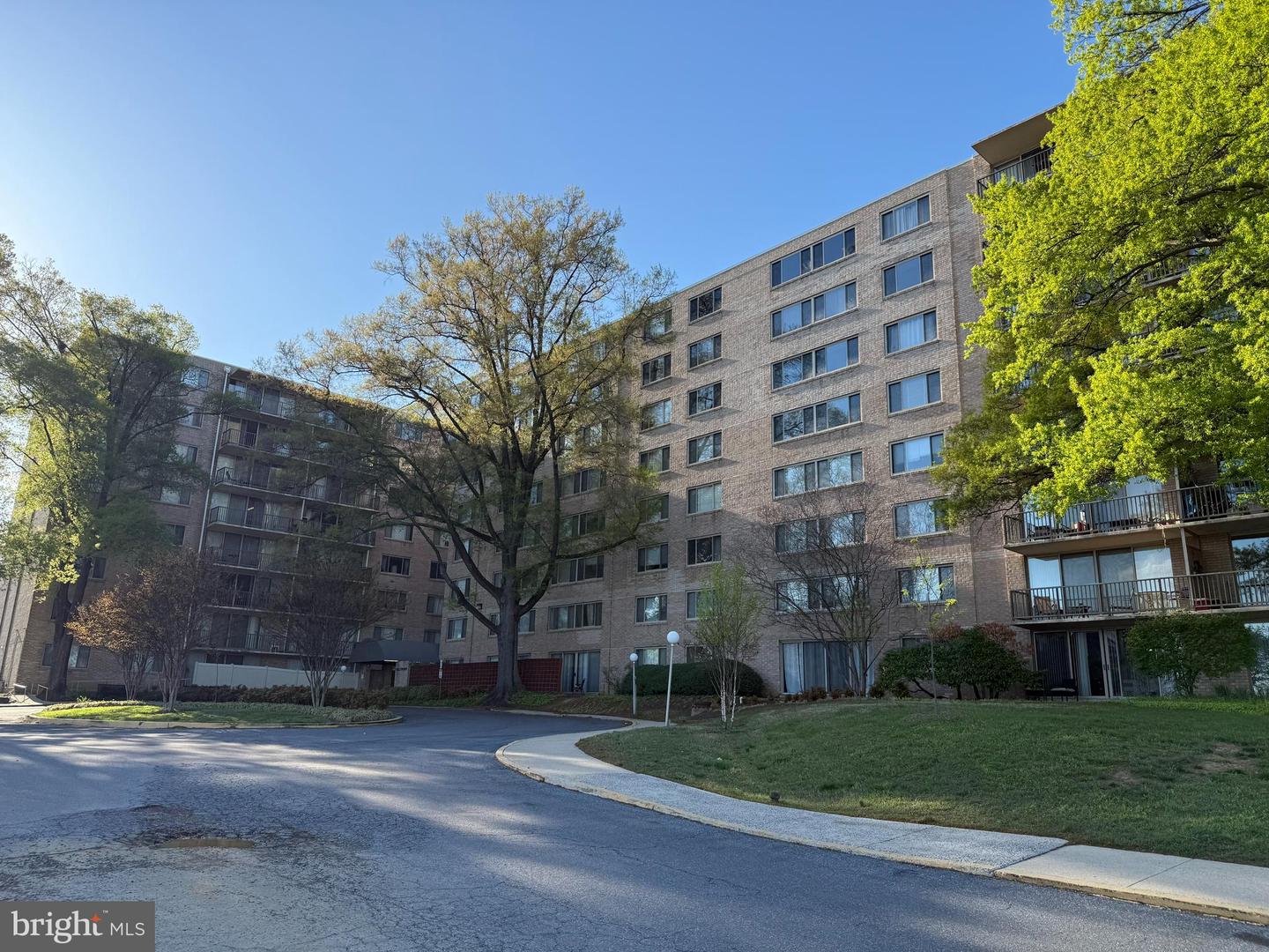 4410 Oglethorpe St #703 Property Photo 1
