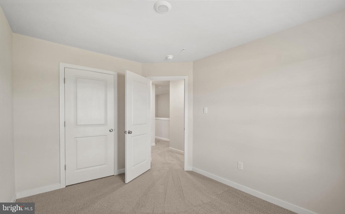 7520 Daybreak Dr Property Photo 18