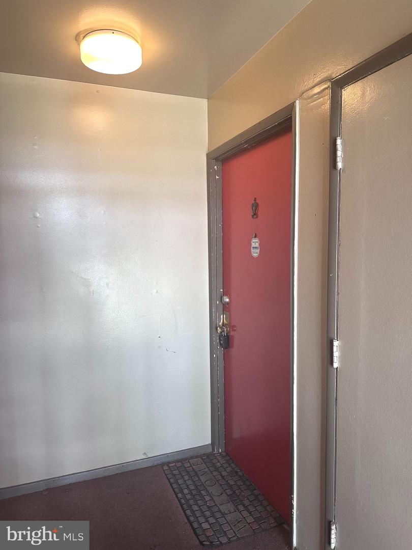 7125 Donnell Pl #7125 C4 Property Photo 2