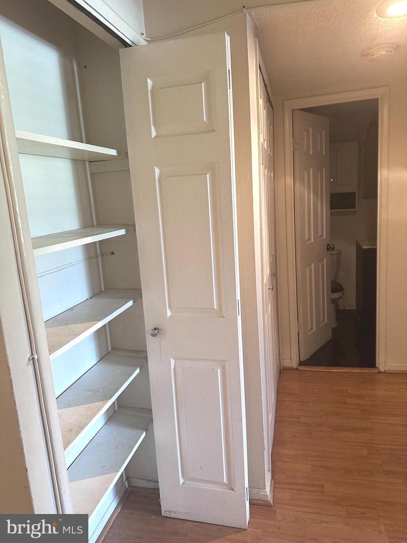 7125 Donnell Pl #7125 C4 Property Photo 8
