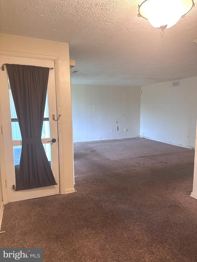 7125 Donnell Pl #7125 C4 Property Photo 12