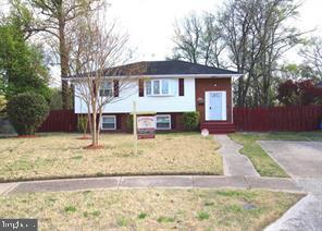 2214 Wintergreen Ave Property Photo 1