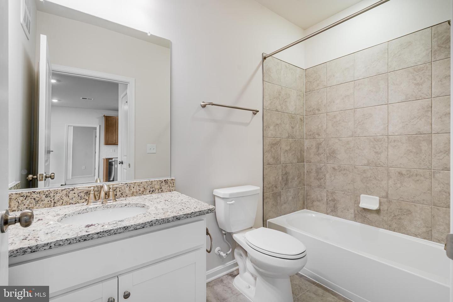 4005 Seaside Alder Rd #f - Violet - 9305 Property Photo 6
