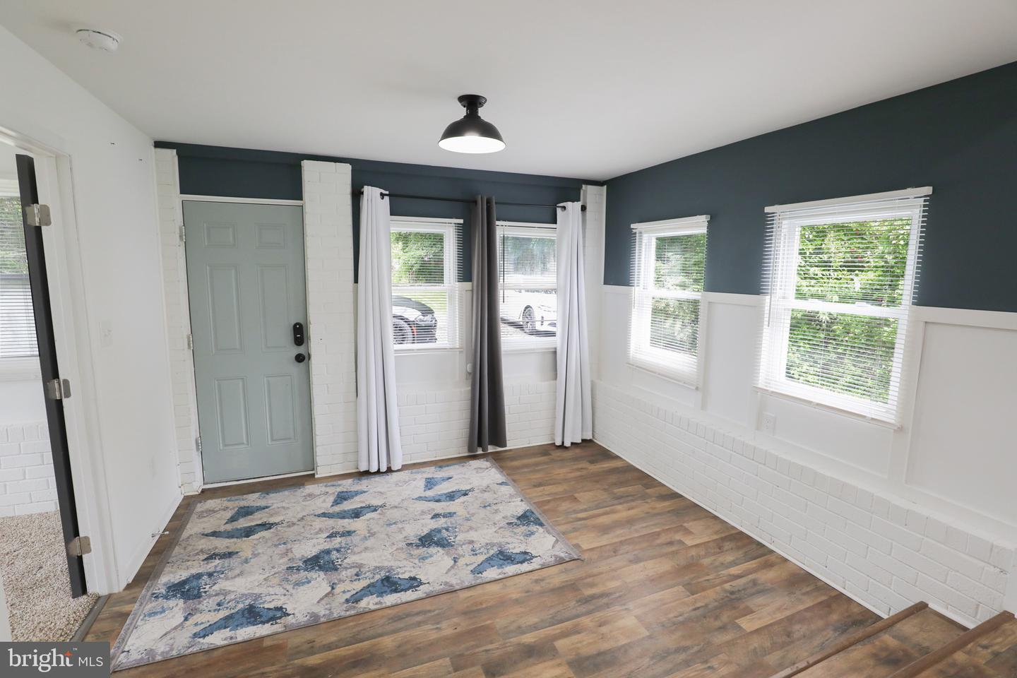 2205 Oak Glen Way Property Photo 5