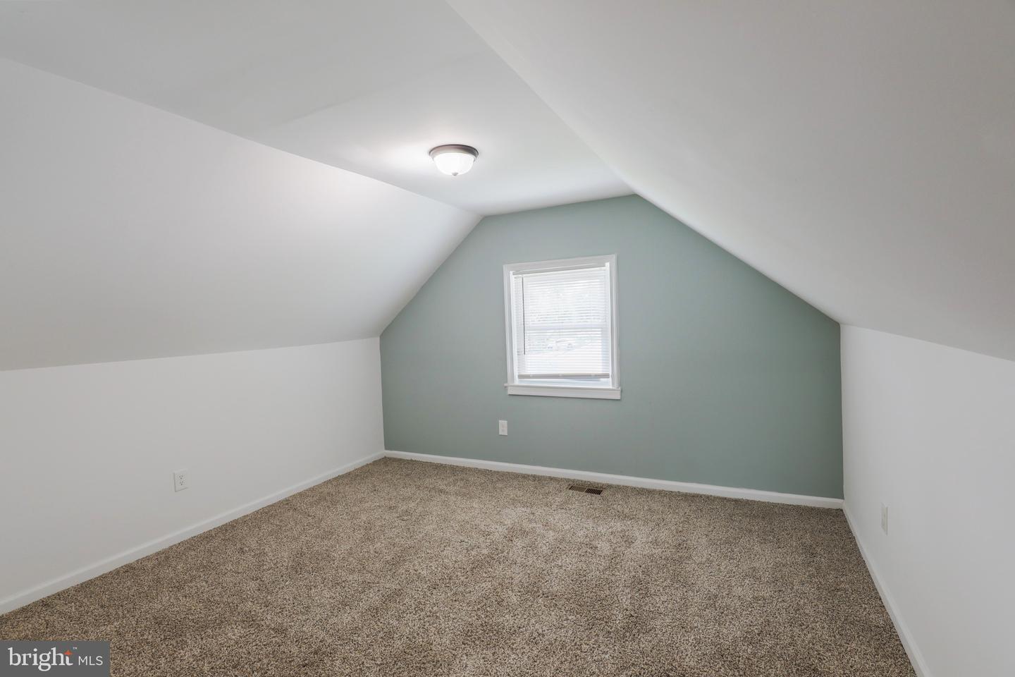 2205 Oak Glen Way Property Photo 16