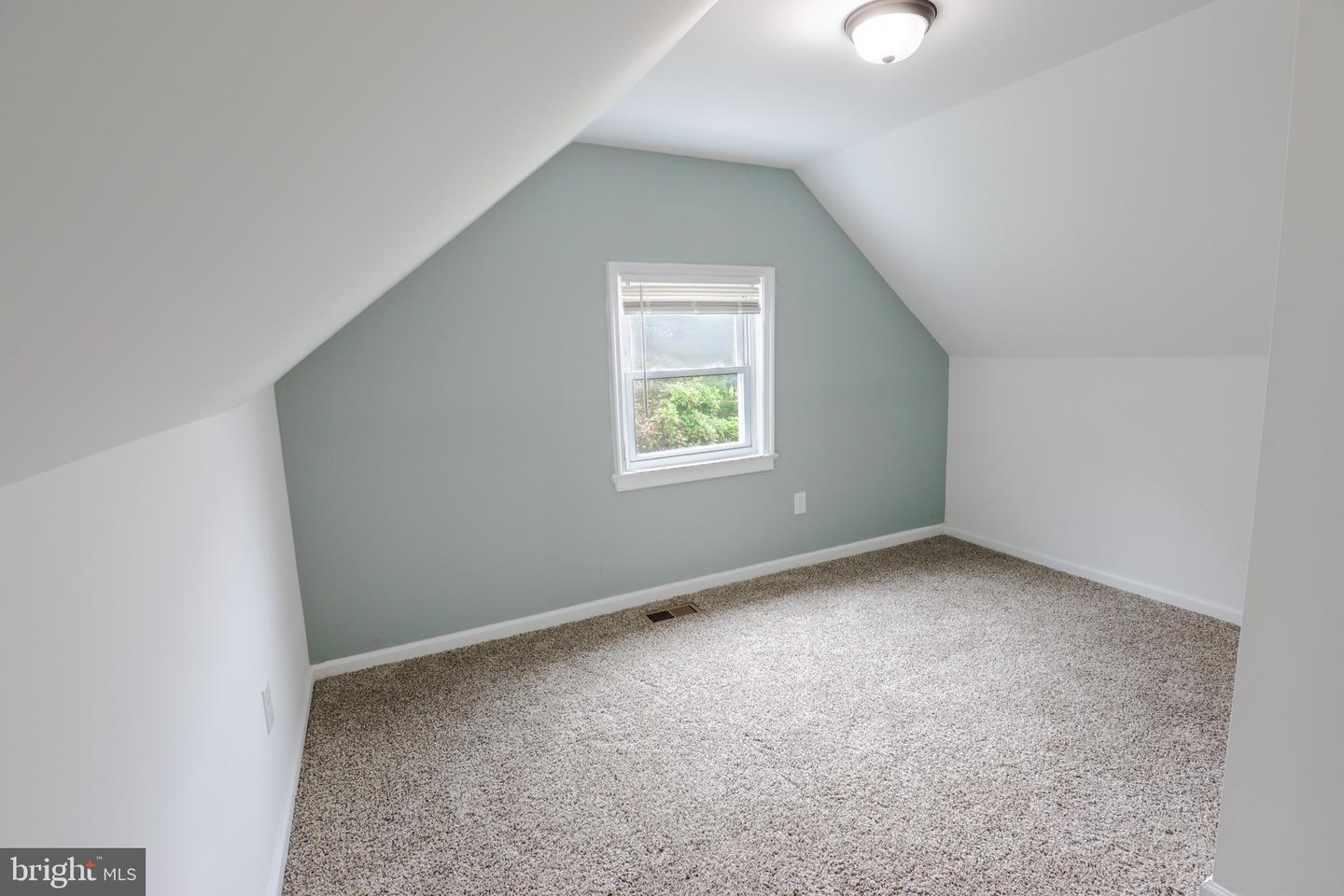 2205 Oak Glen Way Property Photo 17