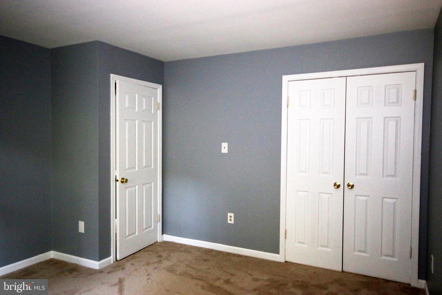 8040 Croom Rd Property Photo 22