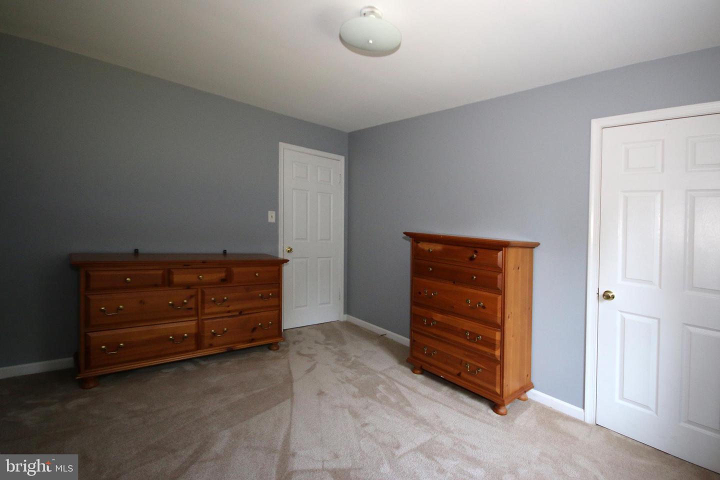 8040 Croom Rd Property Photo 28