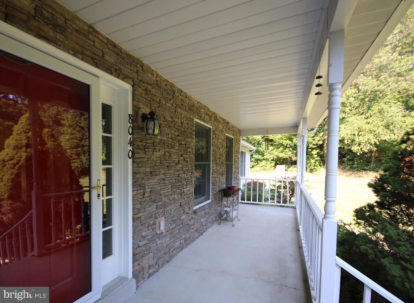 8040 Croom Rd Property Photo 33