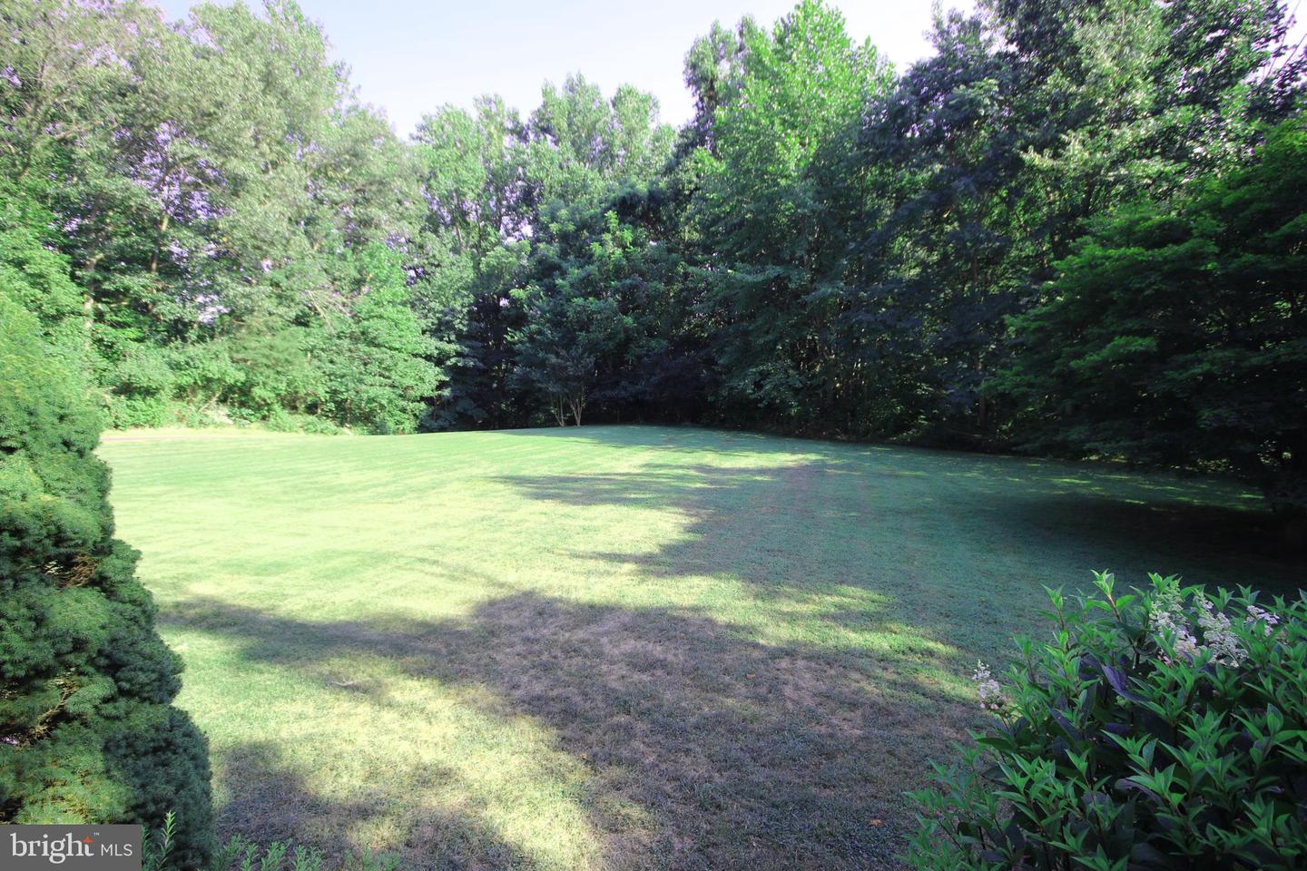 8040 Croom Rd Property Photo 35