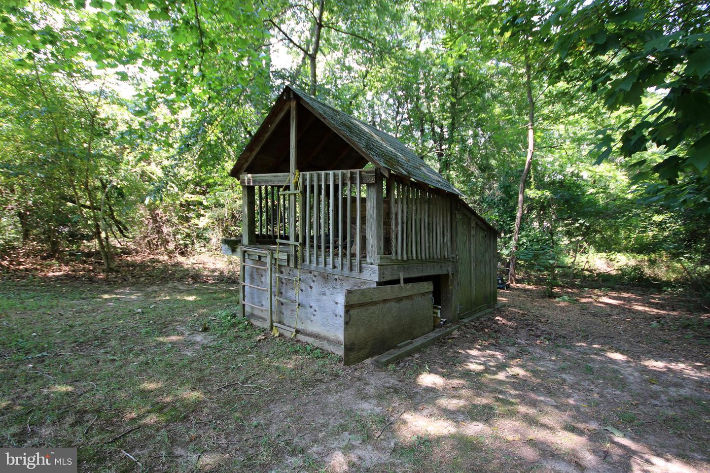 8040 Croom Rd Property Photo 37